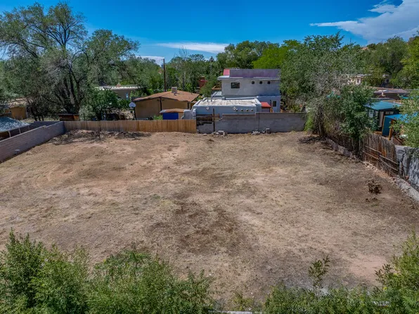 132 Bob St, Santa Fe, NM 87501