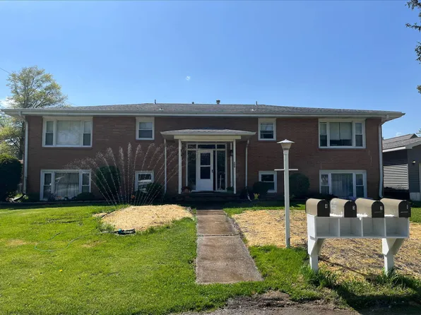 305 N Elizabeth St, Tolono, IL 61880