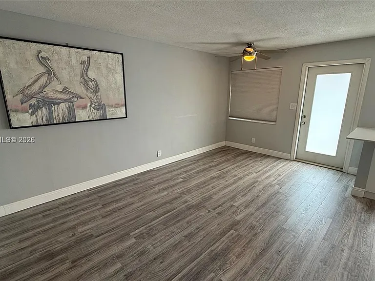 2115 NE 42nd Ct #206N — Photo 9