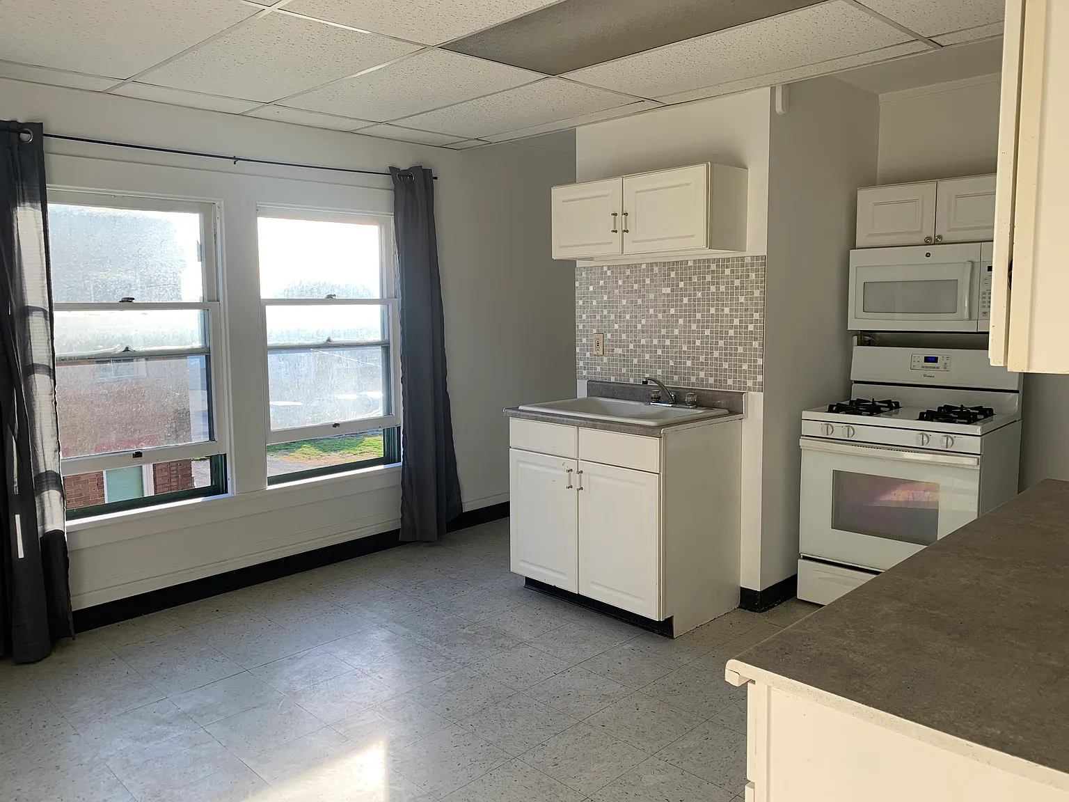 1 bed, 600 sqft, $795 — Photo 3