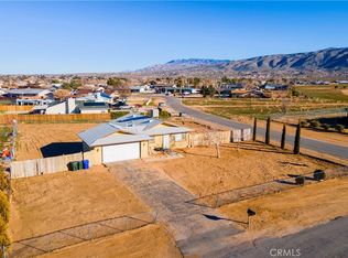 20905 Rambling Rd, Apple Valley, CA 92308
