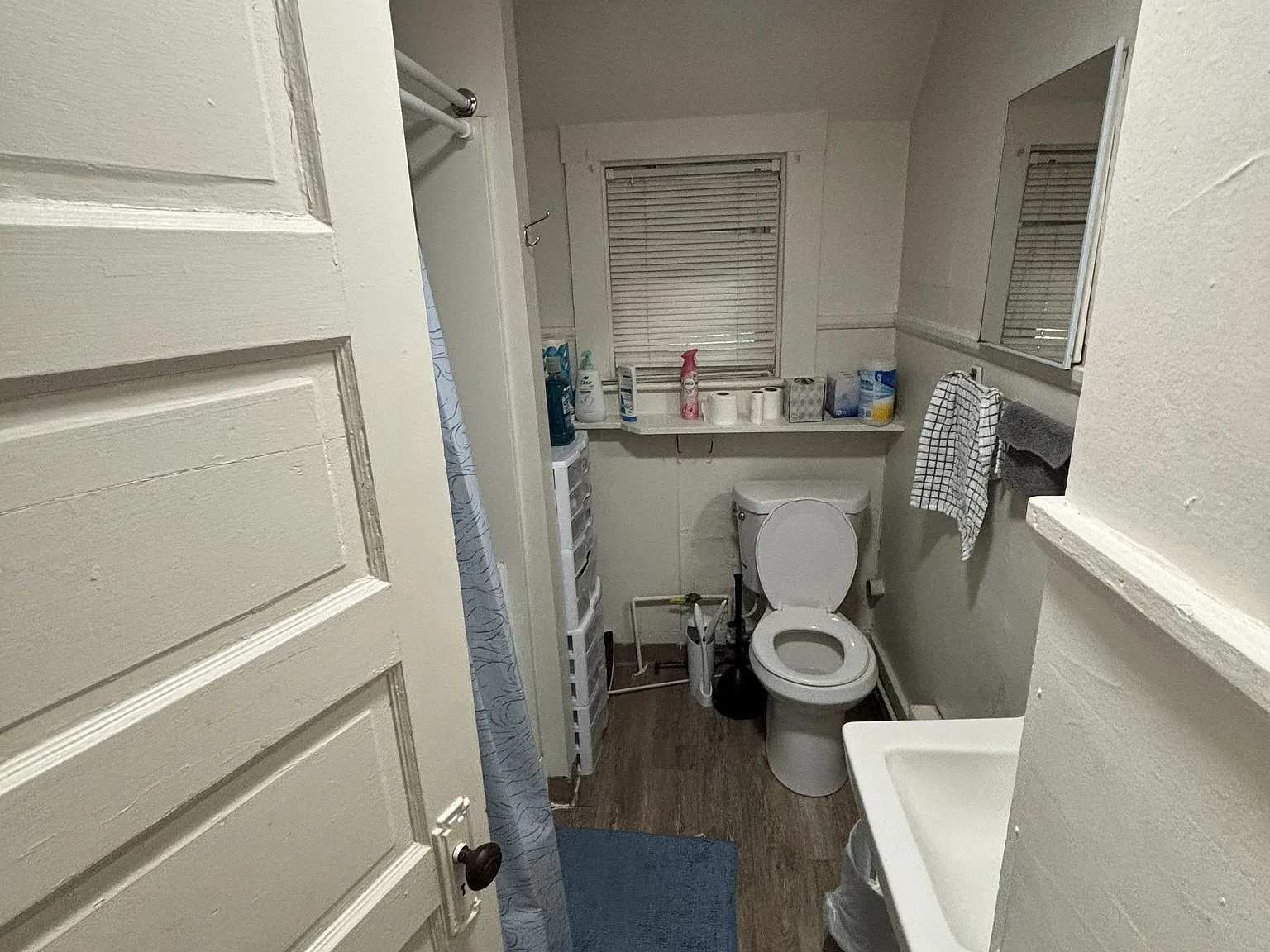 4 bed, $3,800 — Photo 3