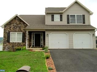 128 Matthew Dr, Sinking Spring, PA 19608