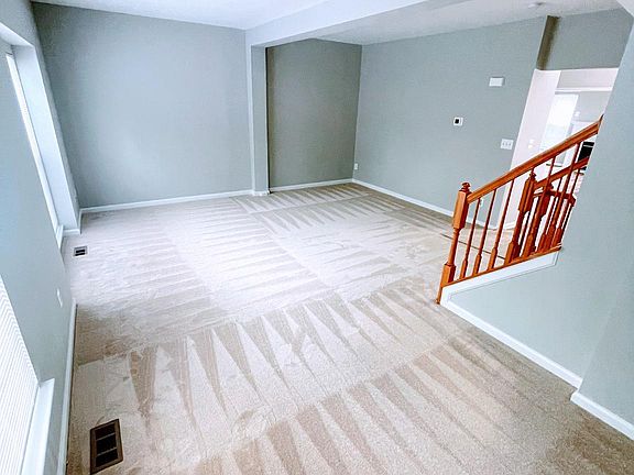 5th image of 2547 Thorncroft Pl