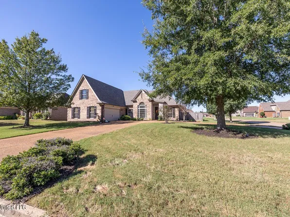 5087 Garner Ln, Southaven, MS 38672