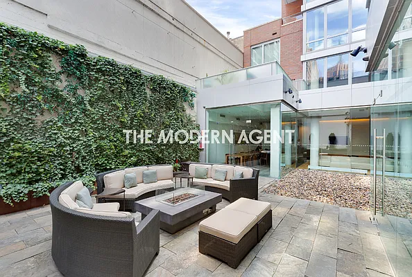 Rented by Level Group | media 22