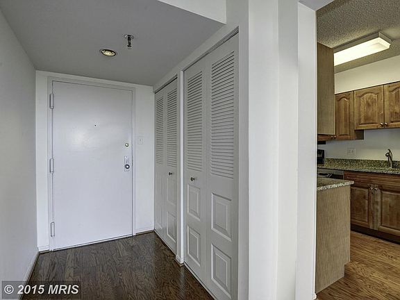 4th image of 7401 Westlake Ter APT 1206