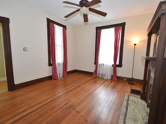 3rd image of 5040 Stewart Park