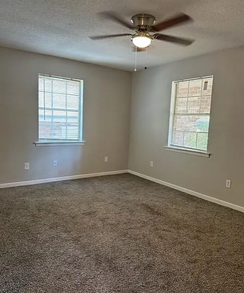 2116 Greenoaks Rd #1B — Photo 5