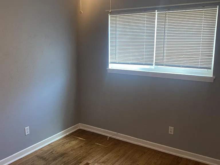 1209 West Ln — Photo 5