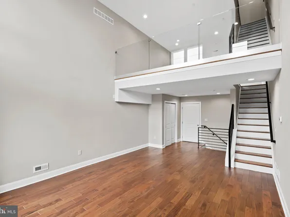 1600 N Bodine St, Philadelphia, PA 19122