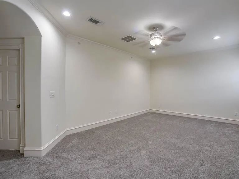 4110 McKinney Ave #5 — Photo 12