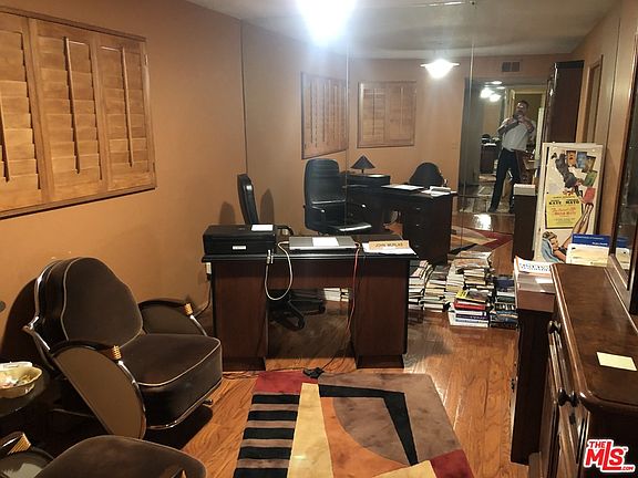2nd image of 723 Westmount Dr APT 307