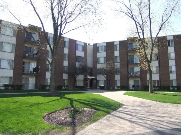 140 W Wood St Unit 413, Palatine, IL 60067
