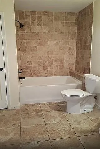 915 Decatur St #F — Photo 20