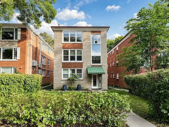 209 Saint Clements Ave, Toronto, ON M4R 1H3