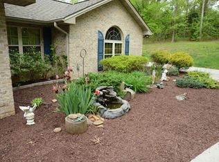 3815 Hickory Lane, Kodak, TN 37764