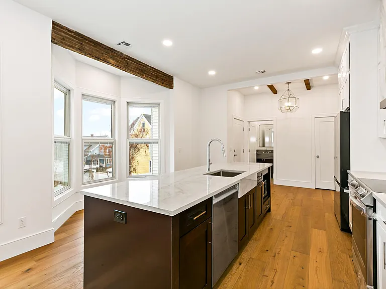 92 S Highland Ave #2 — Photo 4