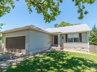 137 Mystic Ave, Hollister, MO 65672