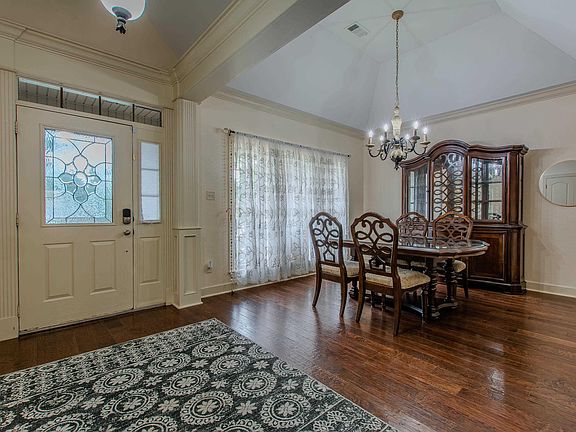 3rd image of 6712 Worth Ave E