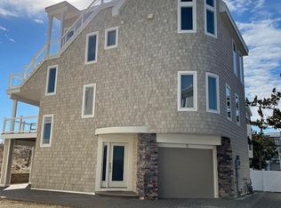 5 Ocean St, Surf City, NJ 08008
