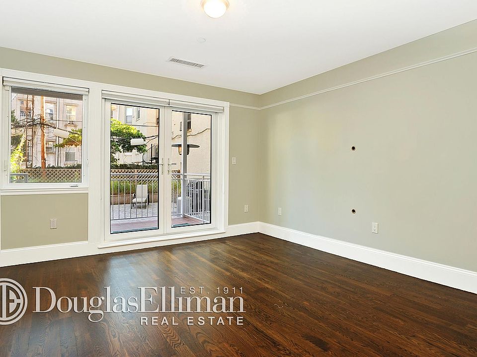 1st image of 90 1st Pl APT 1