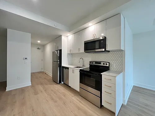 Floor plan 305