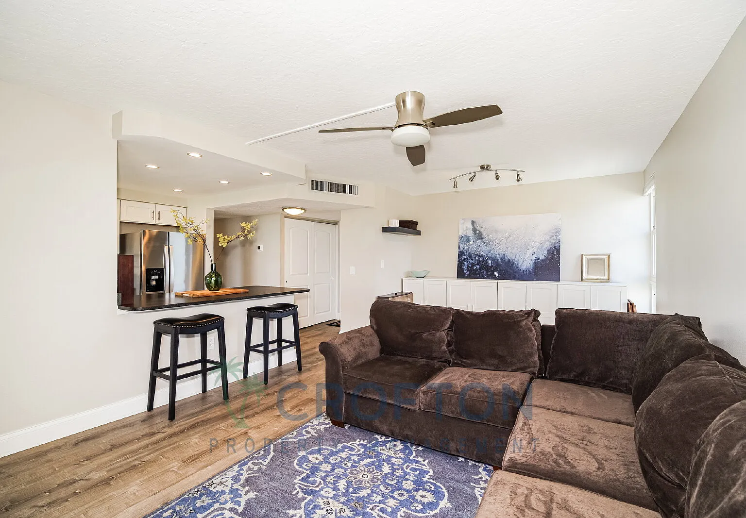 2 bed, 2.0 bath, 1018 sqft, $2,250 — Photo 2