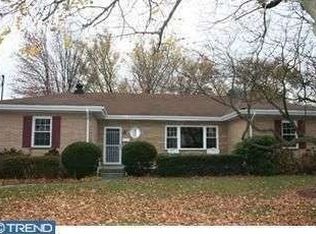 22 Devon Ave, Bellmawr, NJ 08031