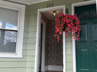313 Branch Ave FLOOR 2, Providence, RI 02904