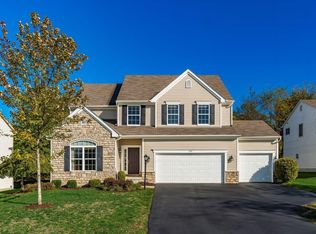 104 Terrier Ct, Pataskala, OH 43062