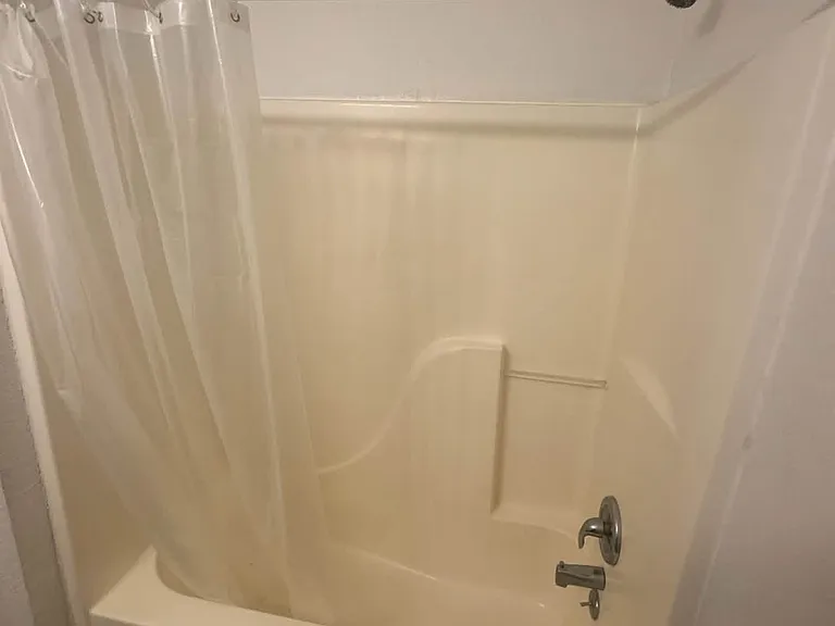 330 Porter Ave #C — Photo 6