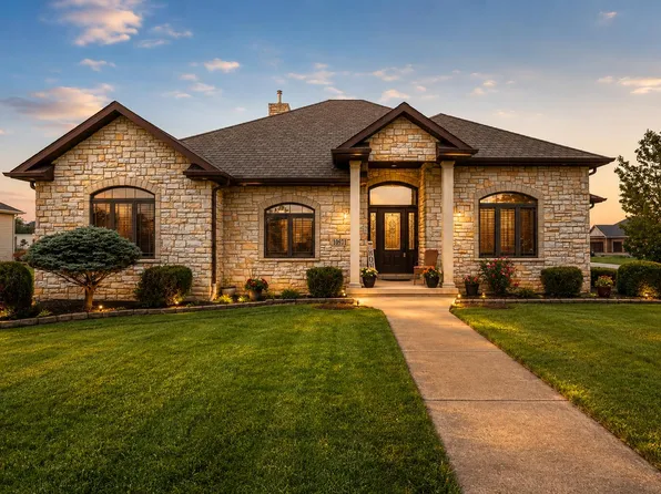 10971 Wynbrook Dr, Winfield, IN 46307