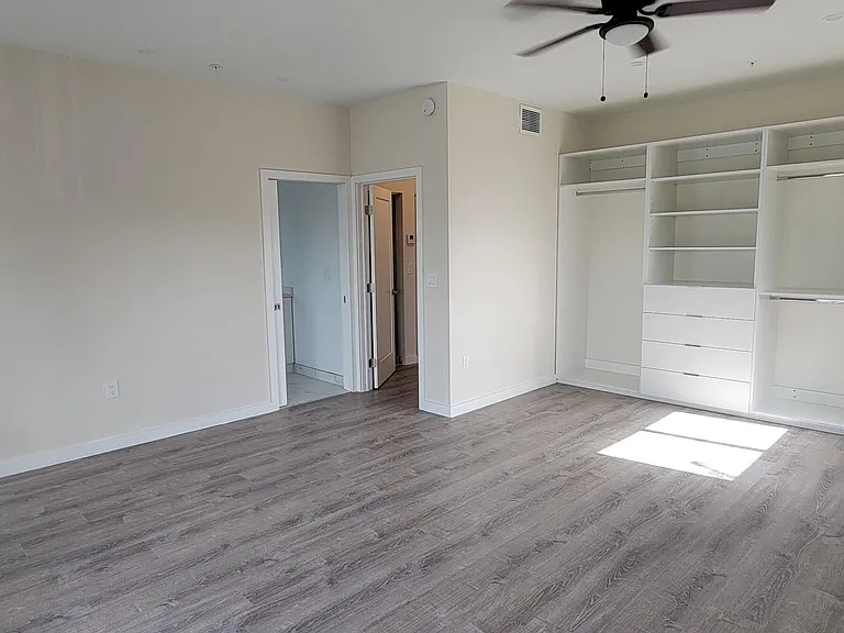3721 SW 12th Pl #3 — Photo 8