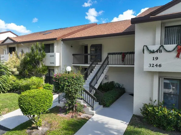 3244 Perimeter Drive, Lake Worth, FL 33467