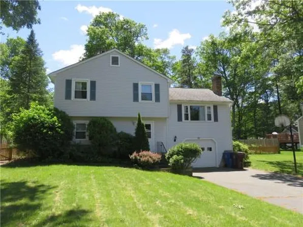 61 Lake Garda Dr, Unionville, CT 06085