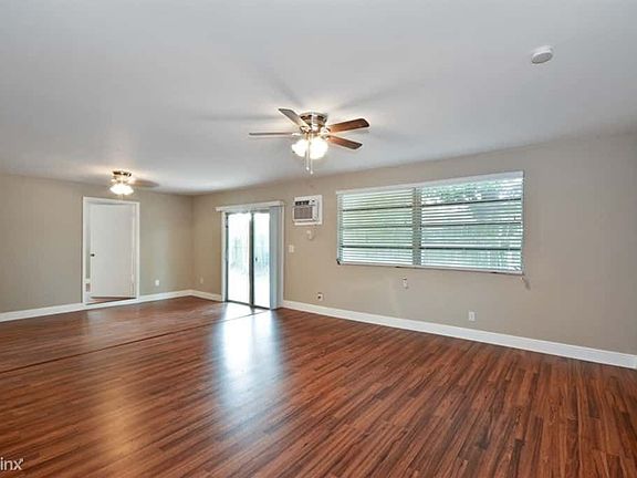 ahxsq5spsuiqd8fp2zdv