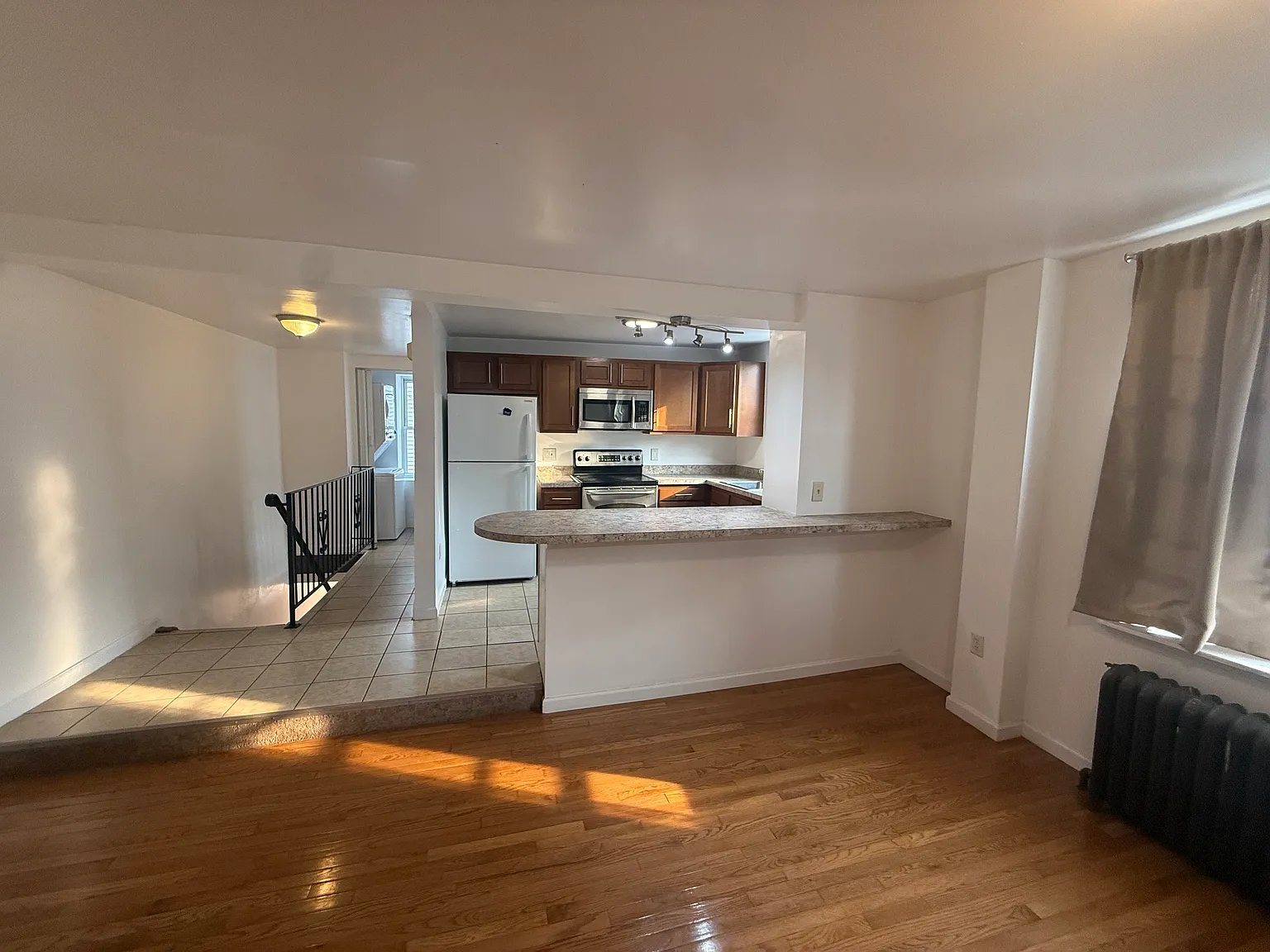 3 bed, 2129 sqft, $1,750 — Photo 4