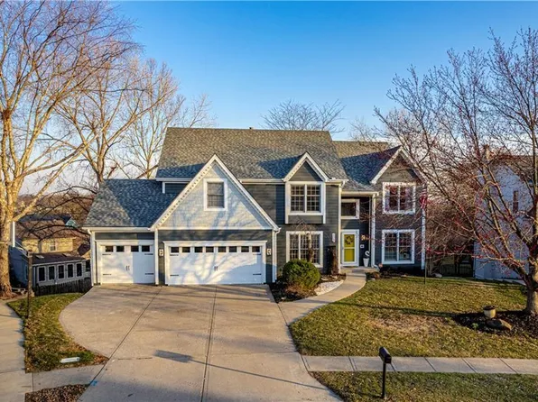 809 Cottonwood Pl, Liberty, MO 64068