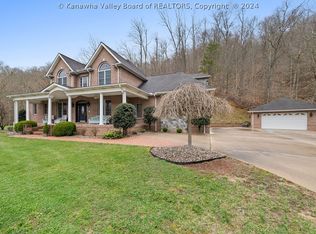 85 Mountain View Dr, Madison, WV 25130