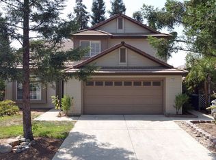 2264 Decatur Ave, Clovis, CA 93611