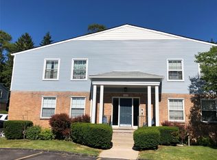 529 E University Dr APT 1205, Rochester, MI 48307