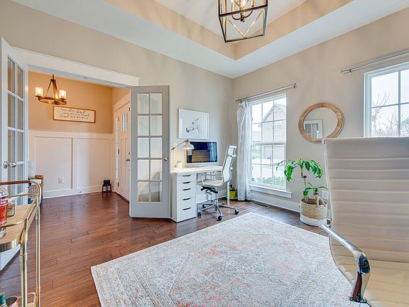 5th image of 2516 Tapestry St