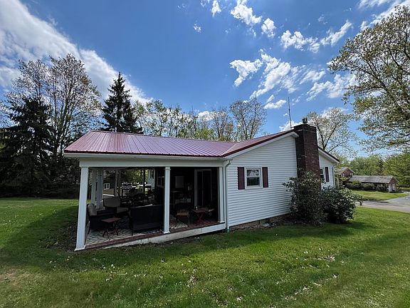 5th image of 9 Oakwood Dr