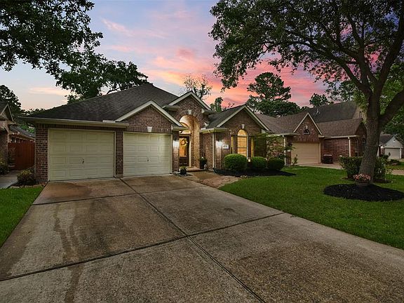 4th image of 10014 Willow Wood Way