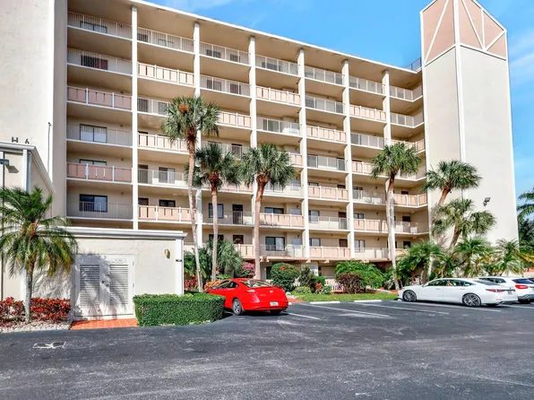 14460 Strathmore Lane #807, Delray Beach, FL 33446
