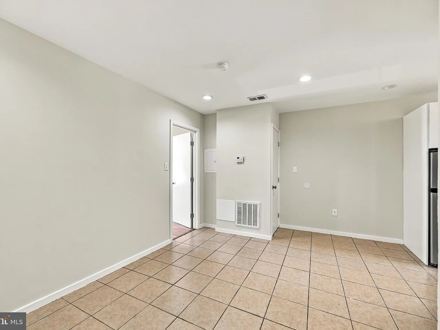 1 bed, 1.0 bath, 600 sqft, $1,650 — Photo 4
