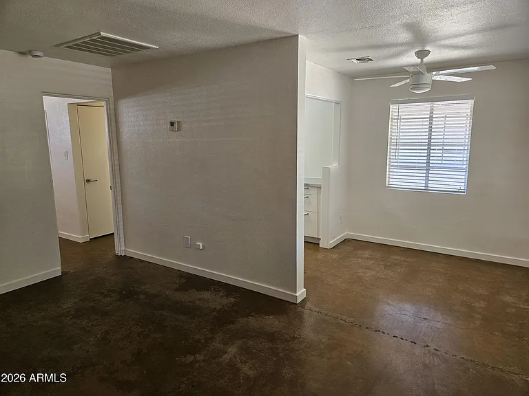 802 W Turney Ave #11A — Photo 3