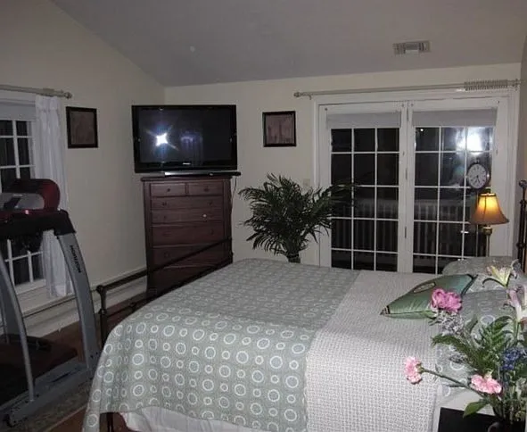 28 Essex Green Ln #D — Photo 7