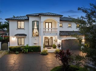 16533 NW 77th Path, Miami Lakes, FL 33016